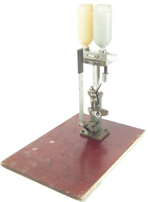 Lot 327 - Bowman shotgun cartridge reloading press