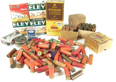 Lot 292 - Vintage and modern shotgun ammunition LICENCE REQUIRED
