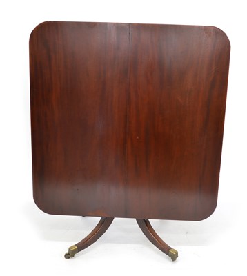 Lot 271 - George III mahogany breakfast table