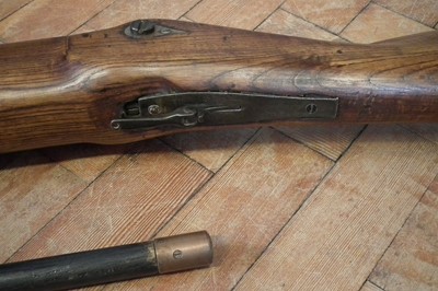 Lot 58 - 1 1/4 inch percussion punt gun
