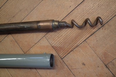 Lot 58 - 1 1/4 inch percussion punt gun