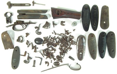 Lot 604 - Collection of gun parts and spares.