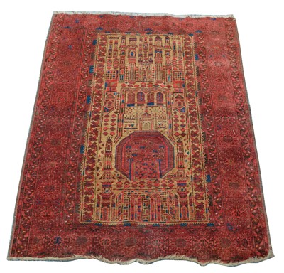 Lot 314 - Late 19th-century Turkish rug