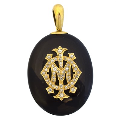 Lot 67 - A Victorian onyx and diamond mourning locket