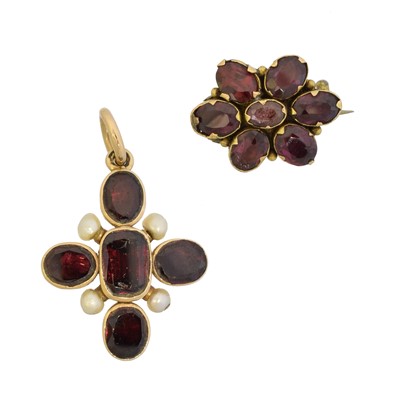 Lot 14 - A foil back garnet and pearl cross pendant
