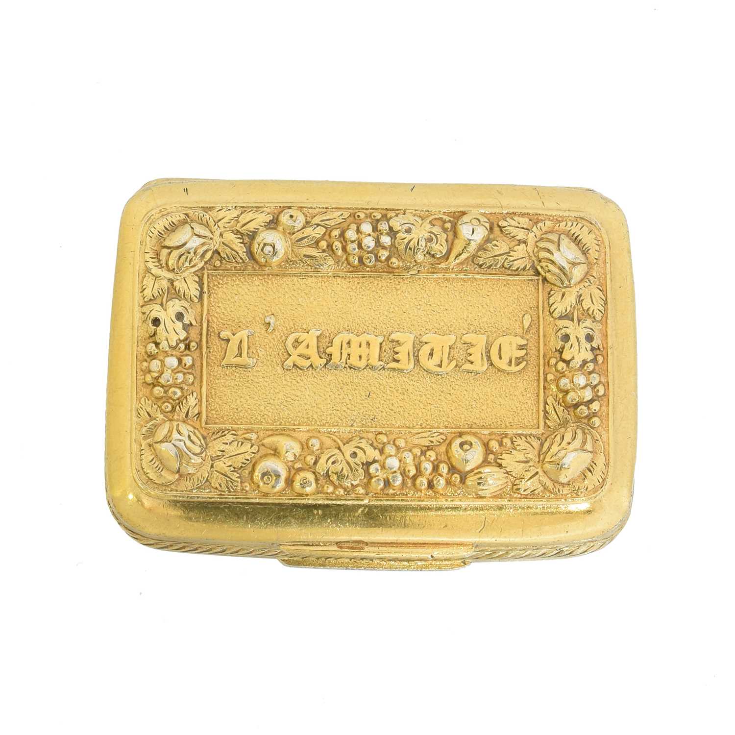 Lot 108 - A George III silver gilt vinaigrette