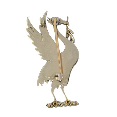 Lot 4 - A 9ct gold Liverbird brooch by Alabaster & Wilson