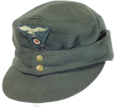 Lot 155 - German Luftman M43 cap