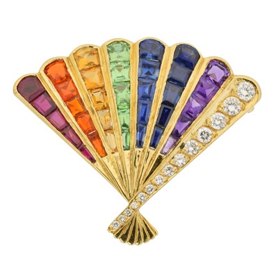 Lot 7 - An 18ct gold gem-set brooch