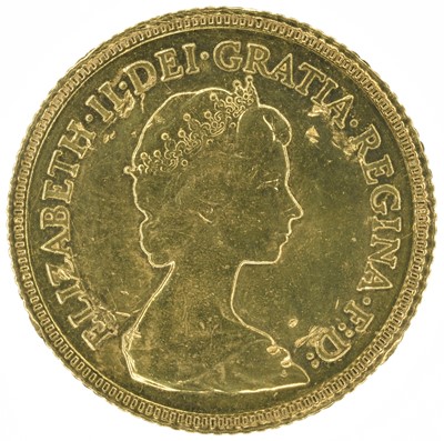 Lot 55 - Two Queen Elizabeth II, Half-Sovereigns, 1982 (2).