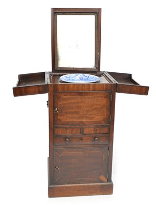 Lot 267 - George III mahogany washstand
