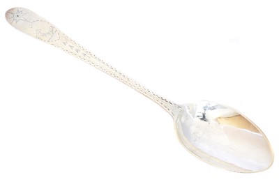 Lot 116 - A George III Irish silver serving spoon