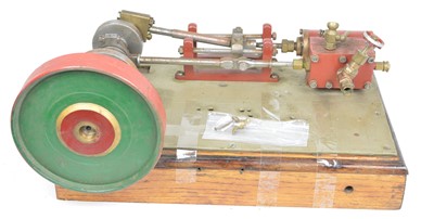 Lot 33 - Large horizontal steam engine