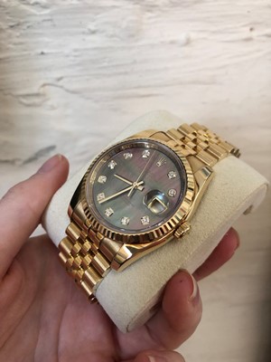 Lot 189 - An 18ct gold Rolex Oyster Perpetual Datejust wristwatch