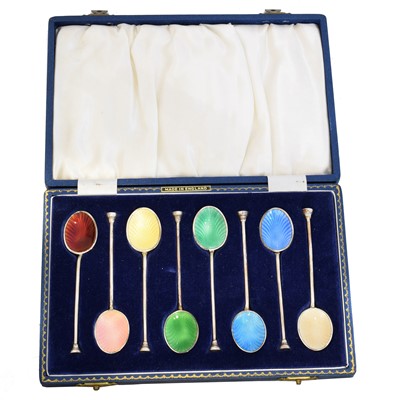 Lot 206 - An Elizabeth II cased set of enamel coffee spoons