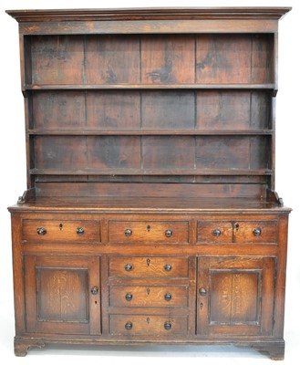 Lot 334 - 18th-century oak North Wales dresser