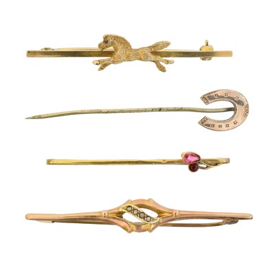 Lot 4 - A selection of jewellery