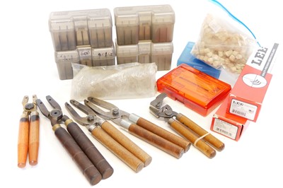 Lot 574 - Collection of reloading equipment