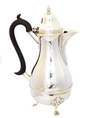 Lot 178 - An Edward VII silver hot water pot