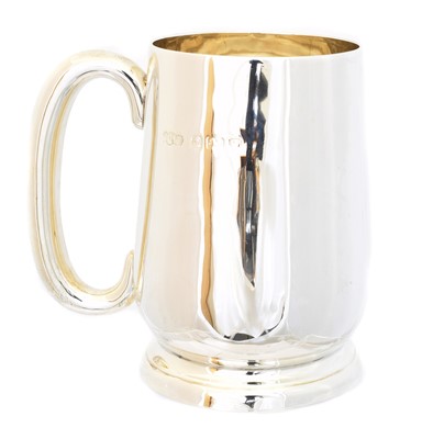Lot 186 - A George VI silver tankard