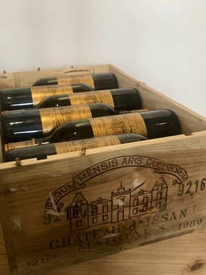 Lot 26 - 12 bottles Chateau d’Issan Grand Cru Classse Margaux 1989