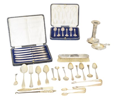 Lot 191 - A selection of silver