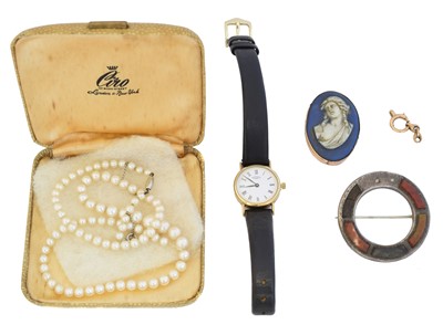 Lot 81 - A selection of jewellery