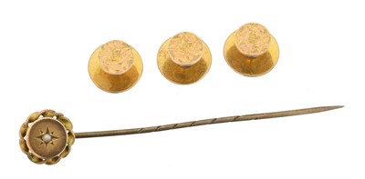Lot 76 - A selection of jewellery