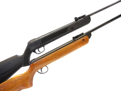 Lot 515 - Two air rifles.