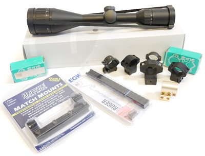 Lot 552 - Hawke Vantage scope and various rifle scope accessories