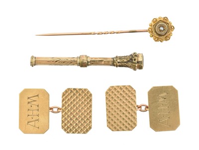 Lot 77 - A selection of jewellery