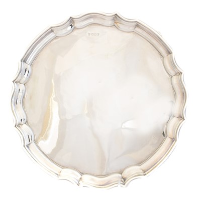 Lot 133 - A George V silver salver