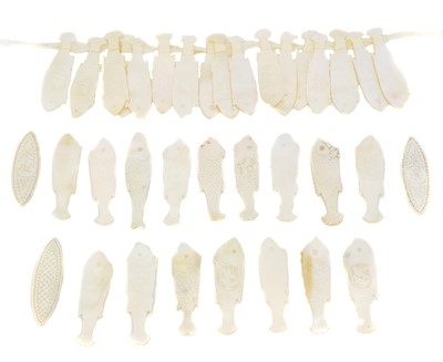 Lot 297 - A selection of mother of pearl gaming tokens
