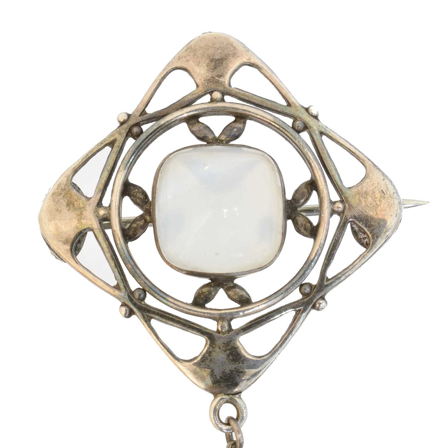 Lot 2 - A Jugendstil silver paste brooch
