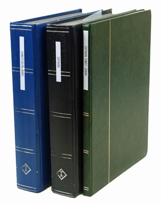 Lot 269 - Spain and Switzerland stamp collection in 3 stockbooks