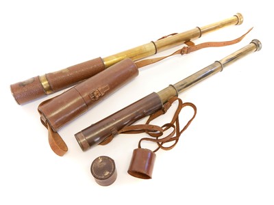 Lot 361 - Two telescopes