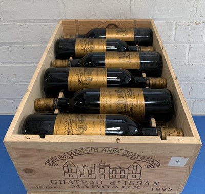Lot 17 - 12 Bottles (in OWC) Chateau d’Issan Grand Cru Classe Margaux 1995 (5 hin, 7 i/n)