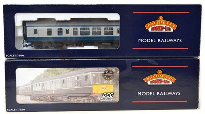 Lot 190 - Bachmann 2-car DMU, OO gauge, 1:76/00 scale,...