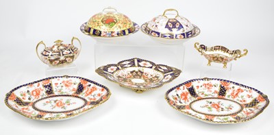 Lot 117 - 7 items of Royal Crown Derby