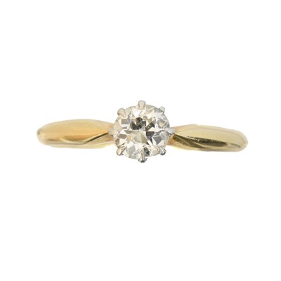 Lot 94 - A diamond single stone ring