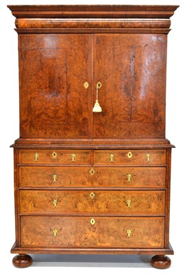Lot 279 - Queen Anne walnut cabinet on chest