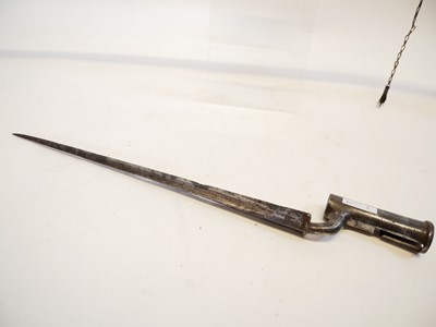 Lot 31 - Flintlock .750 volunteer India pattern Brown Bess musket and bayonet