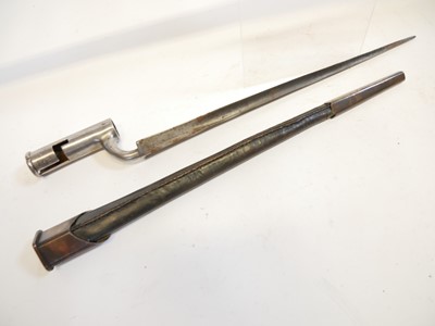 Lot 33 - Irish India pattern .750 flintlock brown bess musket and bayonet