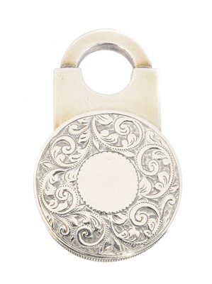 Lot 165 - A late Victorian novelty silver vesta case