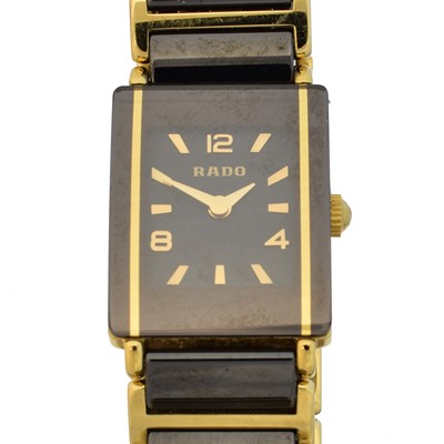 Lot 189 - A Rado ladies 'DiaStar' wristwatch