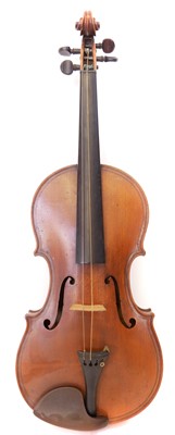 Lot 224 - Maggini style 4/4 violin in case with two bows