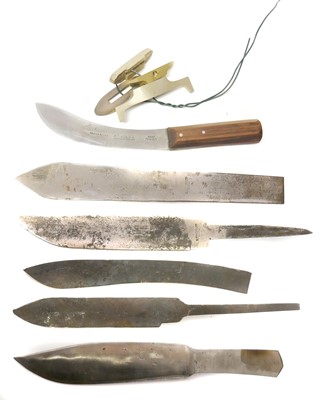 Lot 286 - Collection of Middleton part forged blades and a Green River knife.
