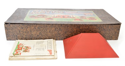 Lot 200 - Bayko light construction boxed set