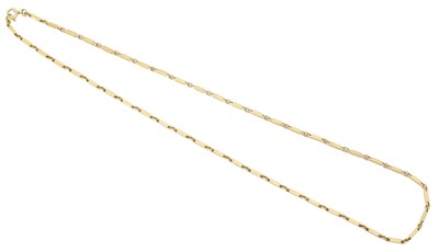 Lot 29 - A 9ct gold chain necklace