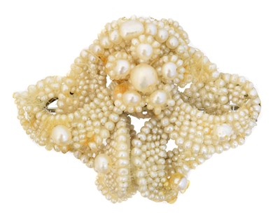 Lot 37 - An early Victorian seed pearl parure
